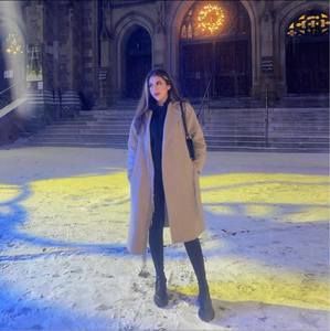 Meet your Posher, Sally